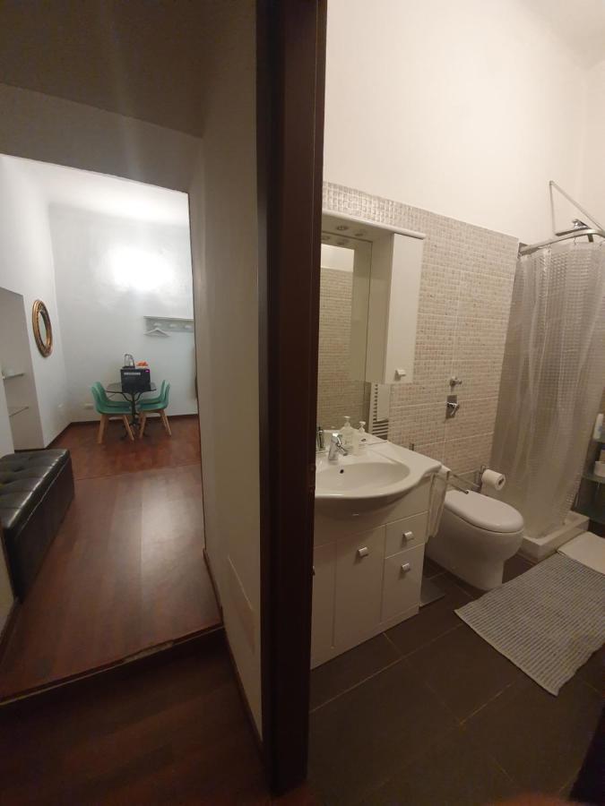 Arena Suite All Comforts - With Free Parking Garage Per Qualified Rate - Con Parcheggio Incluso Per Le Tariffe Qualificanti - Metro Verde Greenline Moscova Milan Bagian luar foto