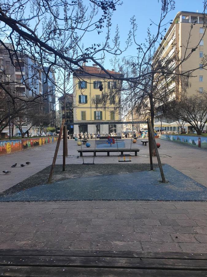 Arena Suite All Comforts - With Free Parking Garage Per Qualified Rate - Con Parcheggio Incluso Per Le Tariffe Qualificanti - Metro Verde Greenline Moscova Milan Bagian luar foto
