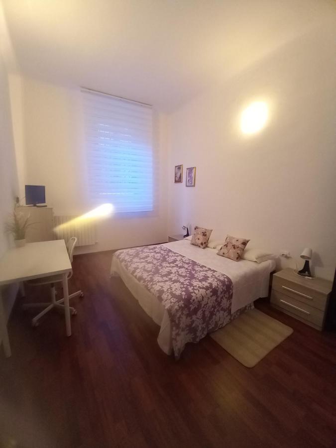 Arena Suite All Comforts - With Free Parking Garage Per Qualified Rate - Con Parcheggio Incluso Per Le Tariffe Qualificanti - Metro Verde Greenline Moscova Milan Bagian luar foto