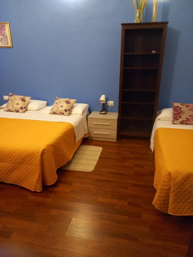 Arena Suite All Comforts - With Free Parking Garage Per Qualified Rate - Con Parcheggio Incluso Per Le Tariffe Qualificanti - Metro Verde Greenline Moscova Milan Bagian luar foto